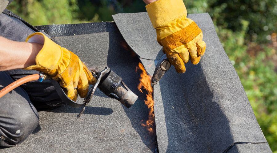 Expert new roof installation services in Franklin, IL